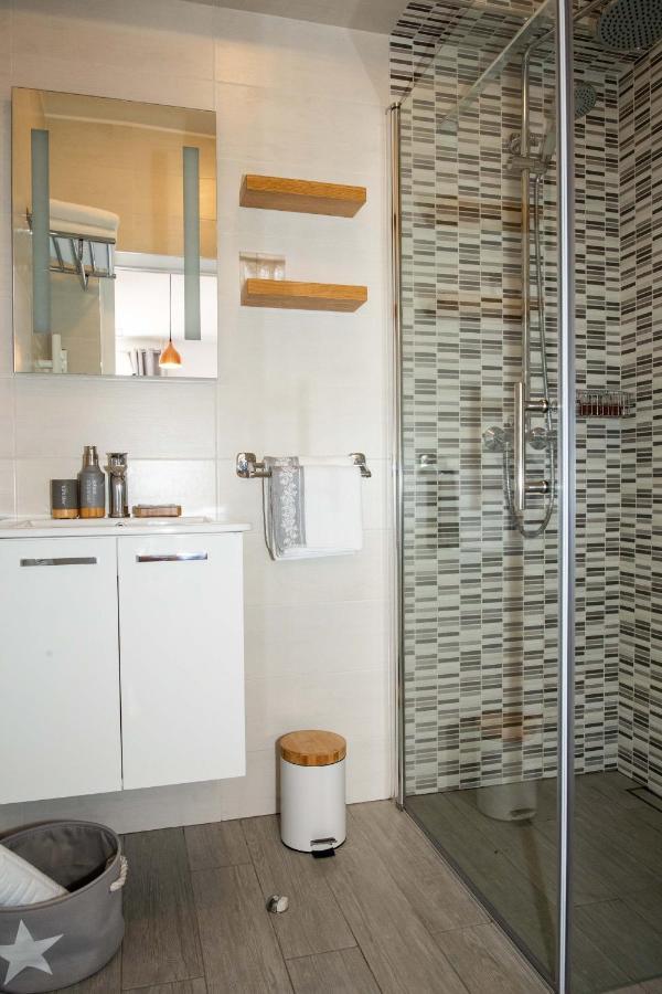 Studio Apartment Noah 罗维尼 外观 照片
