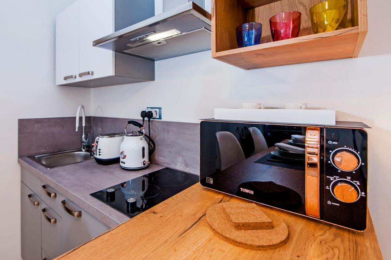 Studio Apartment Noah 罗维尼 外观 照片