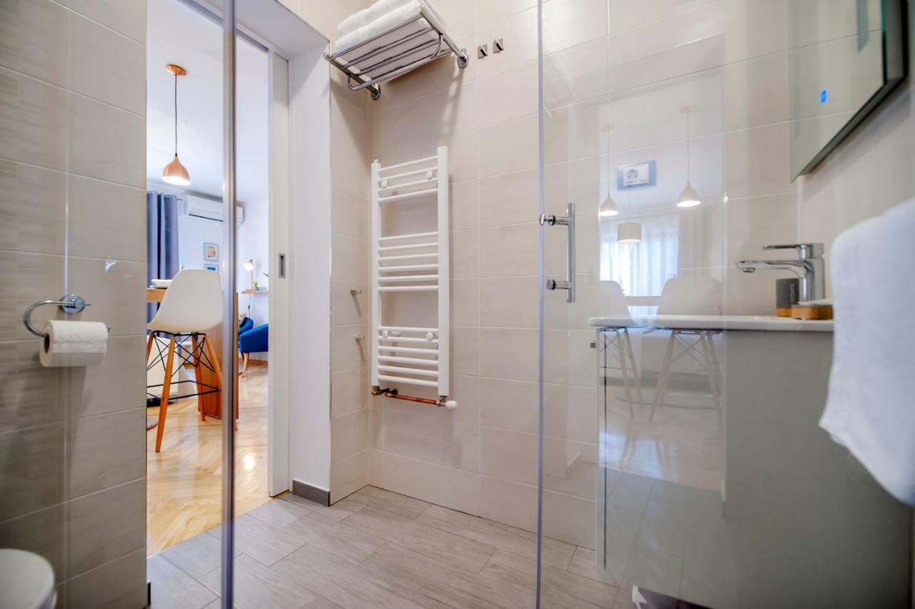 Studio Apartment Noah 罗维尼 外观 照片